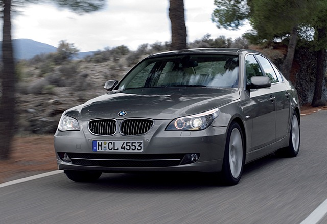 BMW 5-series - известные и популярные автомобили
