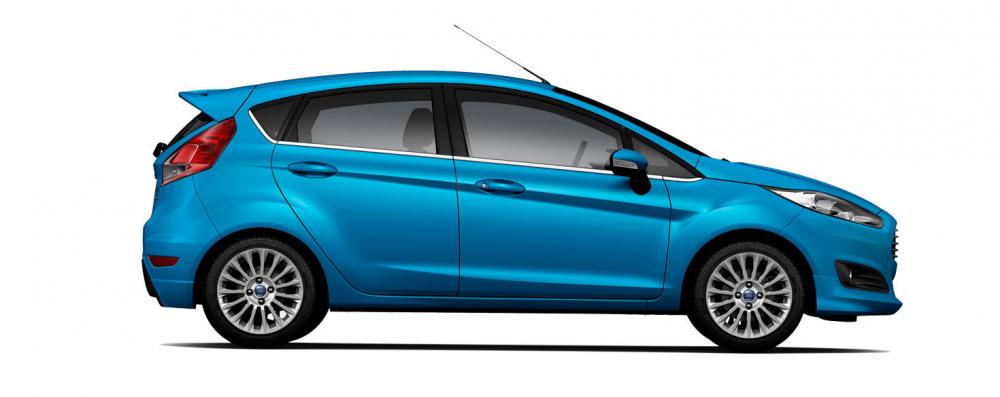Mẫu Ford Fiesta màu xanh