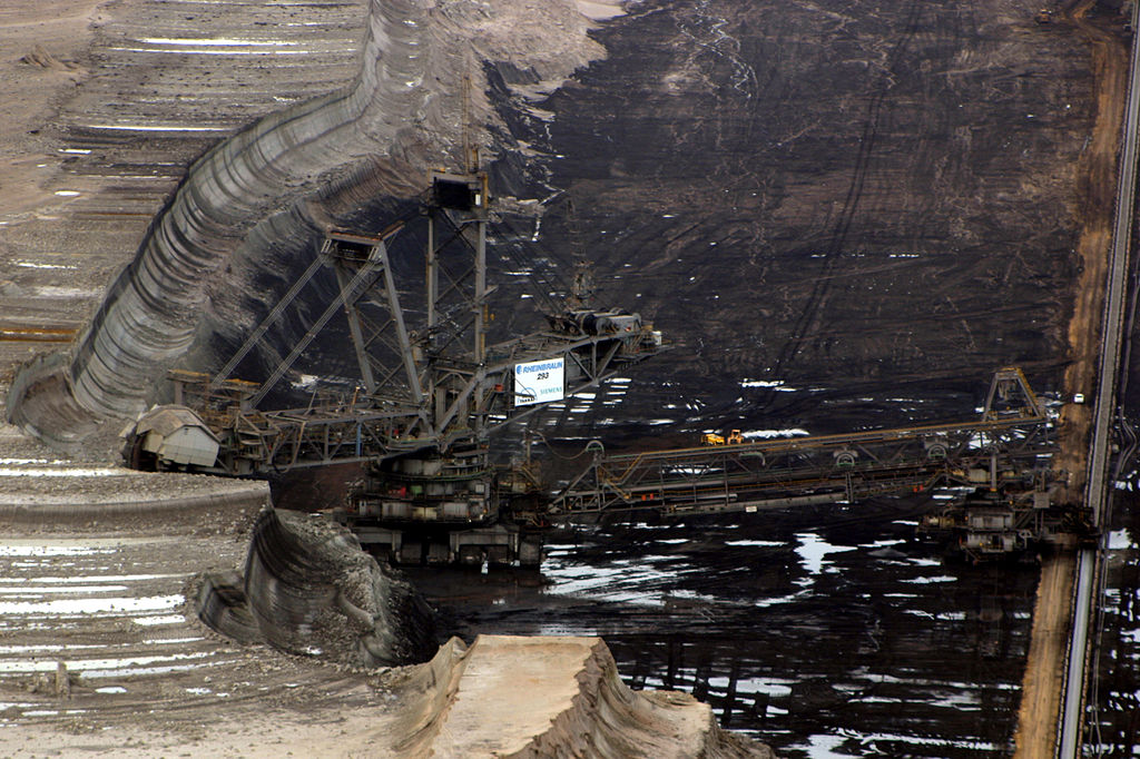 biggest machines bucket wheel