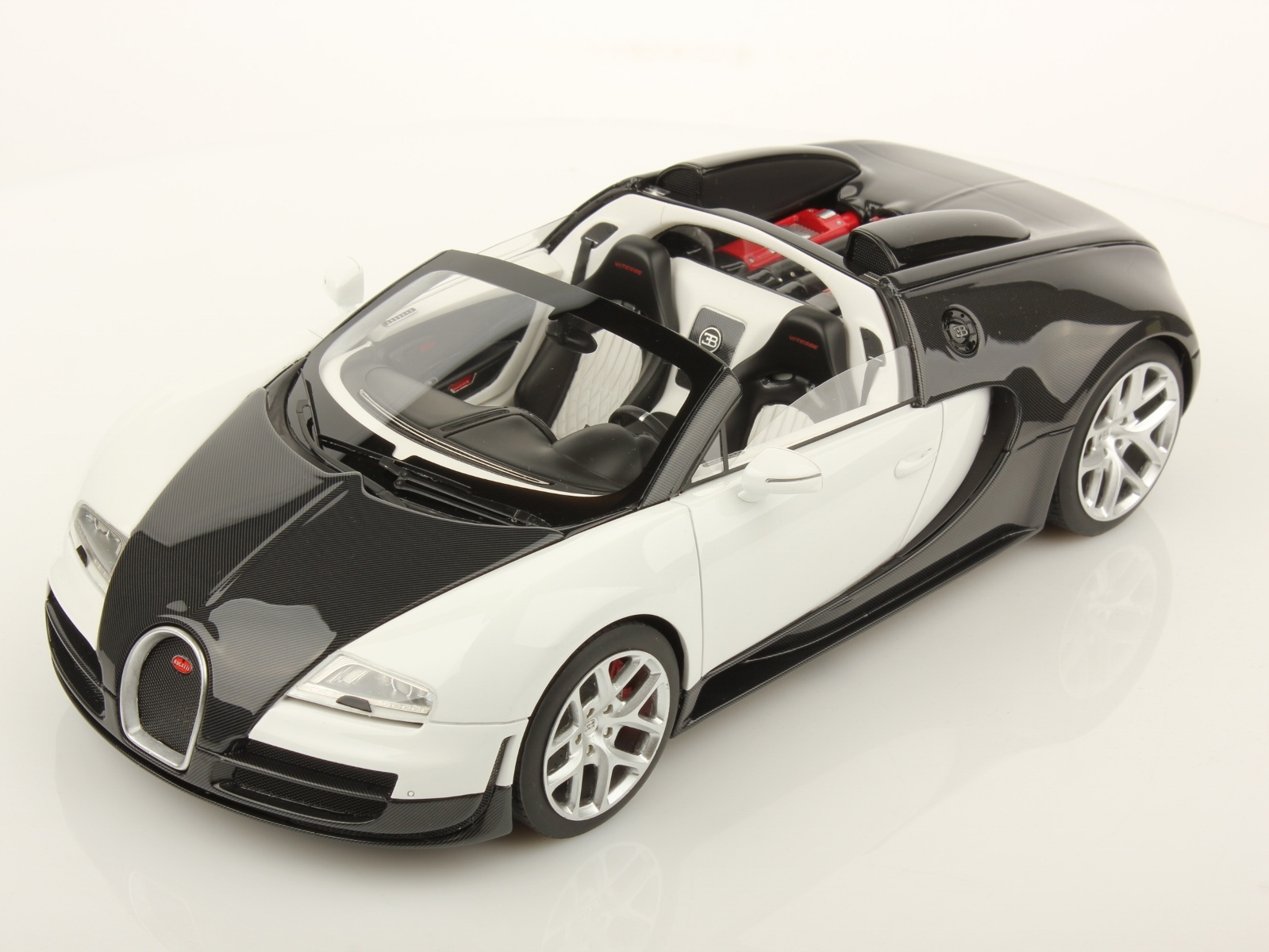 Объем двигателя bugatti veyron