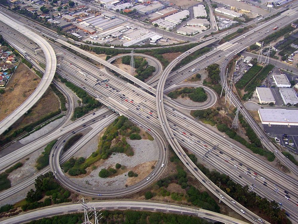 Транспортные развязки в Лос-Анджелесе.