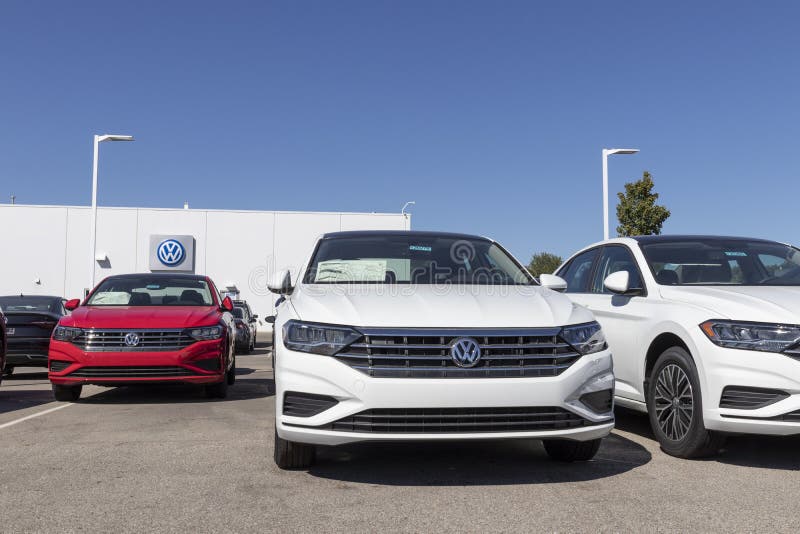 Volkswagen Cars and SUV Dealership. VW is among the world`s largest car manufacturers. Avon - Circa September 2020: Volkswagen Cars and SUV Dealership. VW is stock images