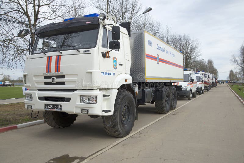 Car rescue emergency center on the basis of KAMAZ-43118. SAINT PETERSBURG, RUSSIA - MAY 05, 2015: Car rescue emergency center on the basis of KAMAZ-43118 stock photography
