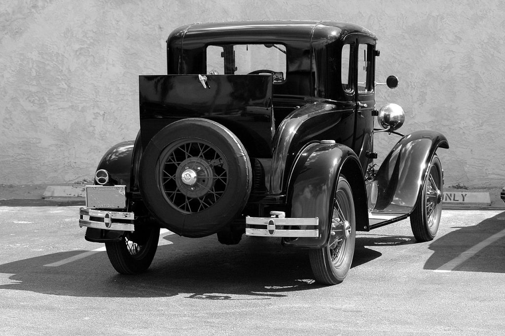 Made in USA Cars American Made Car Guide: The Model T may have been the last 100% American made car. This guide will help you do the best you can to find a car, truck, or SUV, made in the USA - or at least as close as you can get.